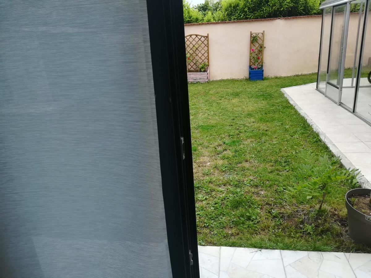 Studio Dependance Maison, 5 Mnt Gare & Tram Vénissieux 外观 照片