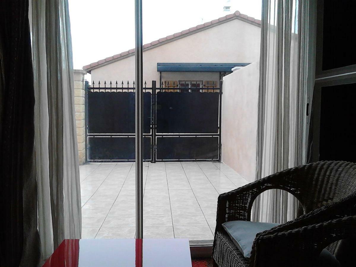 Studio Dependance Maison, 5 Mnt Gare & Tram Vénissieux 外观 照片