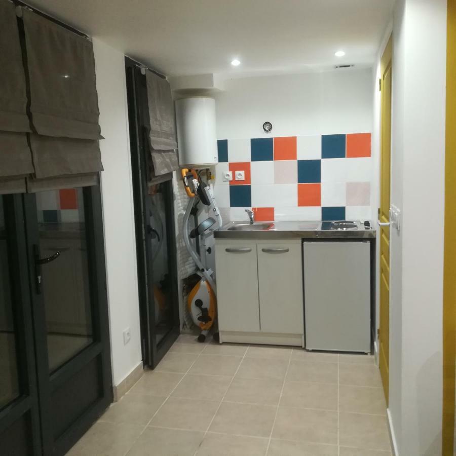 Studio Dependance Maison, 5 Mnt Gare & Tram Vénissieux 外观 照片