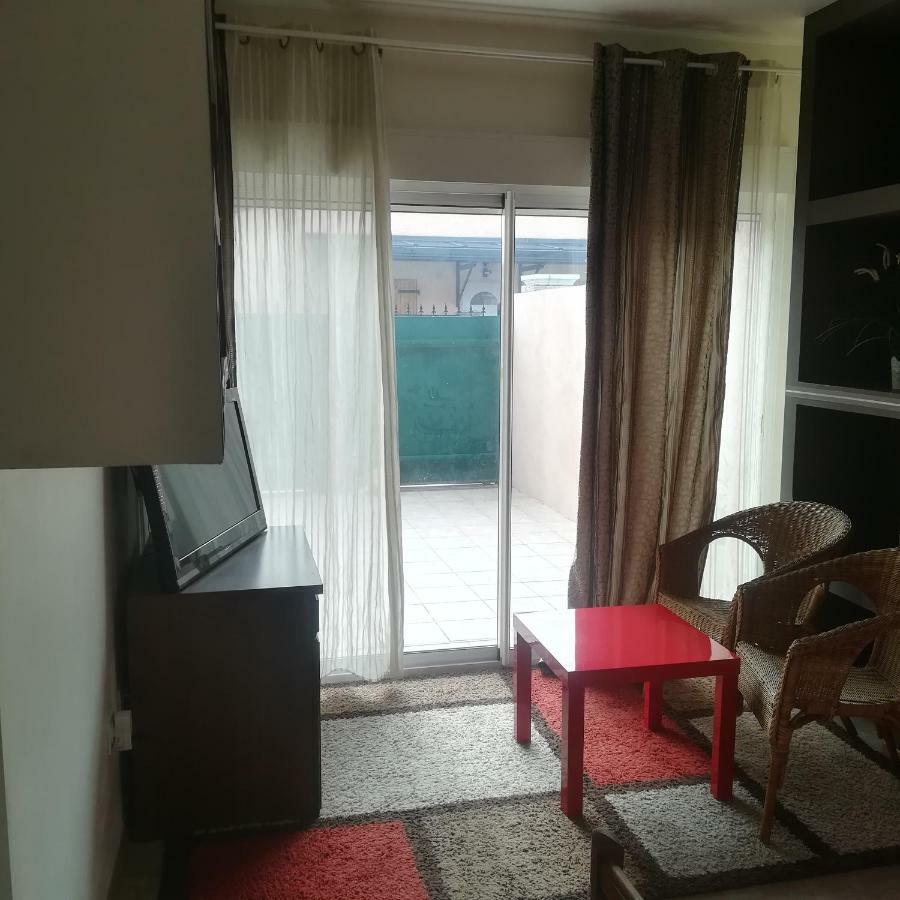 Studio Dependance Maison, 5 Mnt Gare & Tram Vénissieux 外观 照片