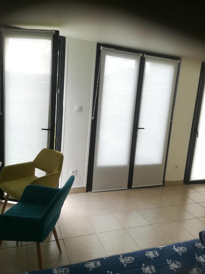 Studio Dependance Maison, 5 Mnt Gare & Tram Vénissieux 外观 照片