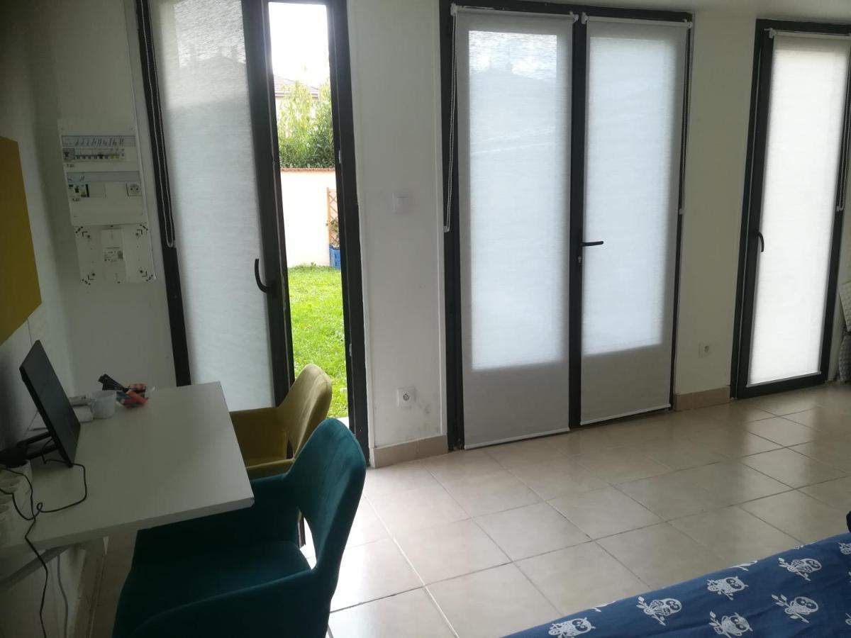 Studio Dependance Maison, 5 Mnt Gare & Tram Vénissieux 外观 照片